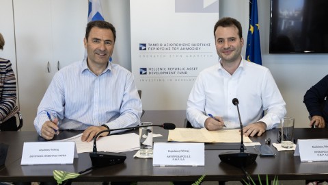 Η υπογραφή της συμφωνίας για την παραχώρηση του εργοταξίου της σύνδεσης Ρίο - Αντίρριο