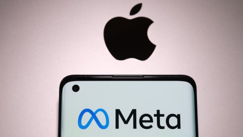 Apple, Meta