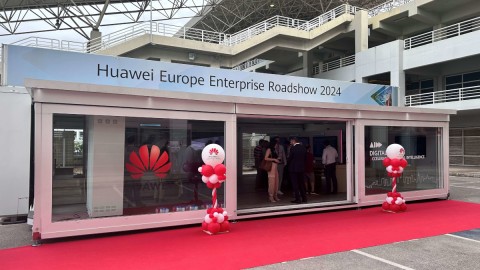 huawei-roadshow.jpg