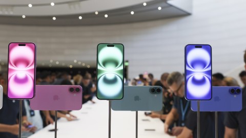Τα νέα iPhone 16