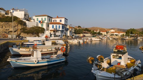 Λιμανάκι στον Άγιο Ευστράτιο