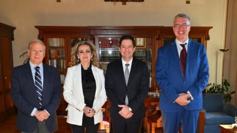 Συνεργασία του ΕΒΕΑ με το ΕΚΠΑ για τη σύζευξη της ερευνητικής κοινότητας και της νεοφυούς επιχειρηματικότητας