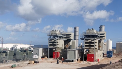 Ξεκίνησε η εμπορική λειτουργία δύο νέων αεριοστροβιλικών μονάδων στον Σταθμό παραγωγής ενέργειας του Ομίλου ΔΕΗ στη Σαντορίνη - περιοχή Μονόλιθος Θήρας