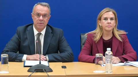 Ο Υπουργός Υποδομών και Μεταφορών Χρήστος Σταϊκούρας και η Υφυπουργός Ανάπτυξης Ζωή Ράπτη