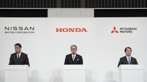 Οι CEO των Nissan, Honda, Mitsubishi