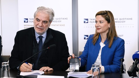 Υπογραφή σύμβασης 9,5 εκατ. ευρώ για την αποκατάσταση του Λιμένα Βόλου