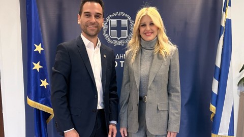 Η Έλενα Ράπτη και ο ε τον αντιπρόεδρος της Ελληνικής Ομοσπονδίας Μπάντμιντον (ΕΟΦΣΑ) & Olympian Γιώργος Πάτης Φουντάς