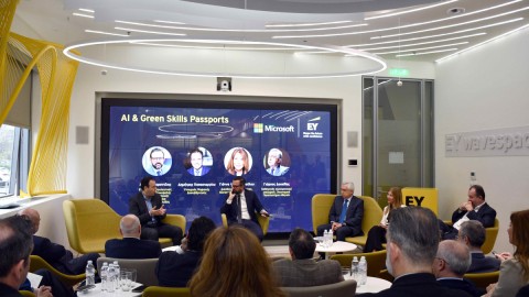 Δωρεάν, online εκπαιδευτικά προγράμματα AI Skills Passport και Green Skills Passport, για νέους από 16 ετών