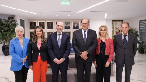 Ο Γιάννης Μπρατάκος τον πρέσβη του Μεξικού στην Ελλάδα, Αλεχάντρο Γκαρσία Μορένο
