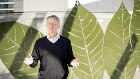 Ο Geoffrey Hinton