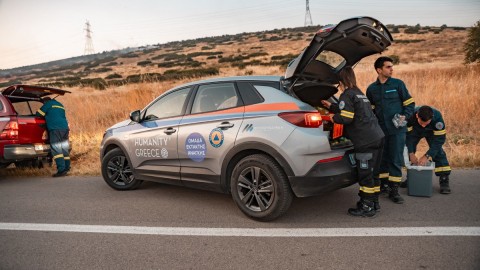 24ωρη στήριξη στα πύρινα μέτωπα από τη Humanity Greece