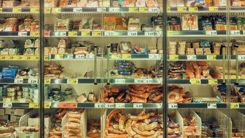 AI στα σούπερμαρκετ και τις αλυσίδες fast food
