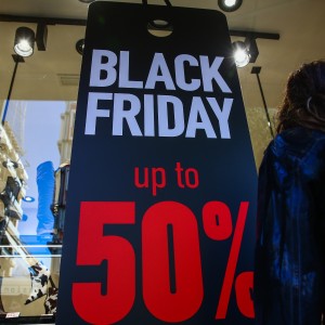Βιτρίνα καταστήματος για Black Friday
