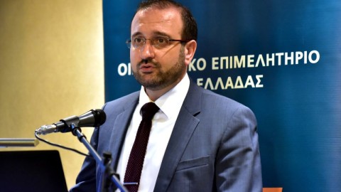Ο πρόεδρος του Οικονομικού Επιμελητηρίου Ελλάδας Κωνσταντίνος Κόλλιας