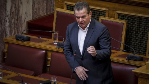 Τάσος Πετρόπουλος