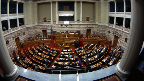 Βουλή συνταγματική αναθεώρηση