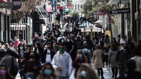 Κίνηση στην οδό Ερμού