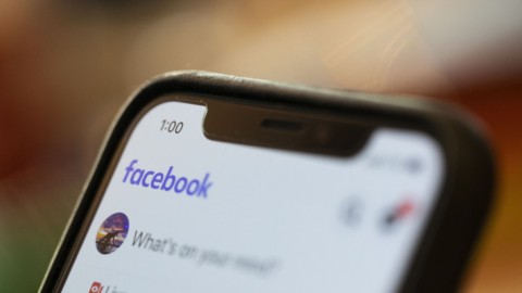 Το Facebook από κινητό