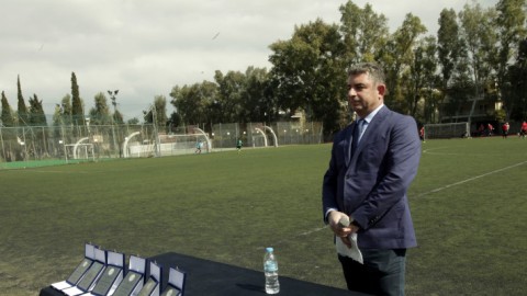 Ο Γιώργος Καραϊβάζ