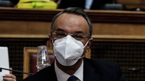 Ο Χρήστος Σταϊκούρας στη Βουλή