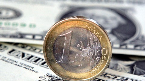 Δολάριο και Ευρώ