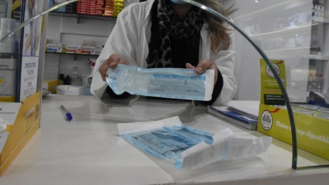 Προμήθεια των self Tests από το φαρμακείο