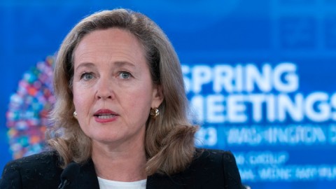 H προεδρεύουσα του Συμβουλίου του Ecofin, Υπουργός Οικονομικών της Ισπανίας, Νάντια Καλβίνο-Φωτογραφία AP Images