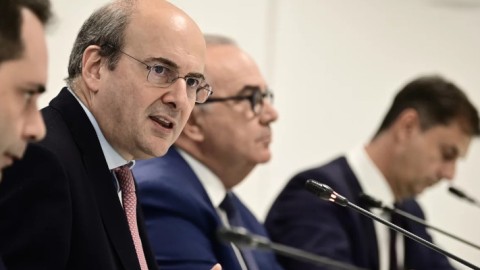 Ο υπουργός Οικονομικών Κωστής Χατζηδάκης / Φωτογραφία: ΜΙΧΑΛΗΣ ΚΑΡΑΓΙΑΝΝΗΣ/EUROKINISSI