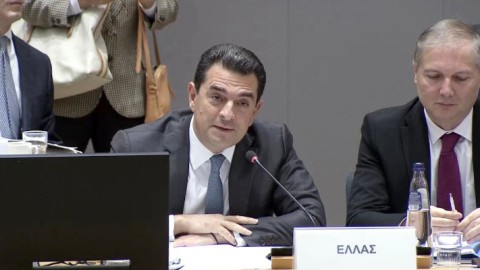 Ο υπουργός Ανάπτυξης, Κώστας Σκρέκας, στις Βρυξέλλες-Φωτογραφία ΑΠΕ-ΜΠ
